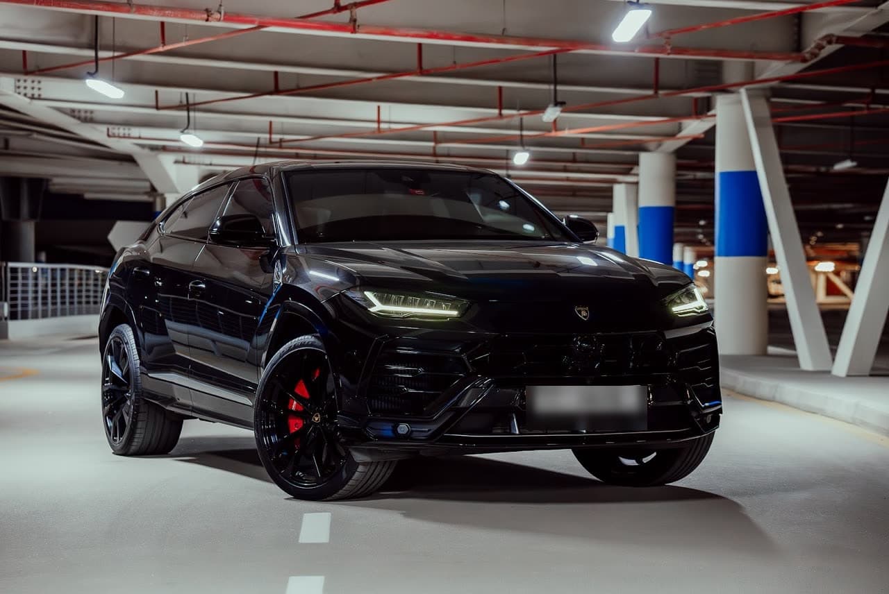 2023 Lamborghini Urus available for supercar hire in Kuala Lumpur — 4.0L Twin-Turbo V8 producing 640 bhp