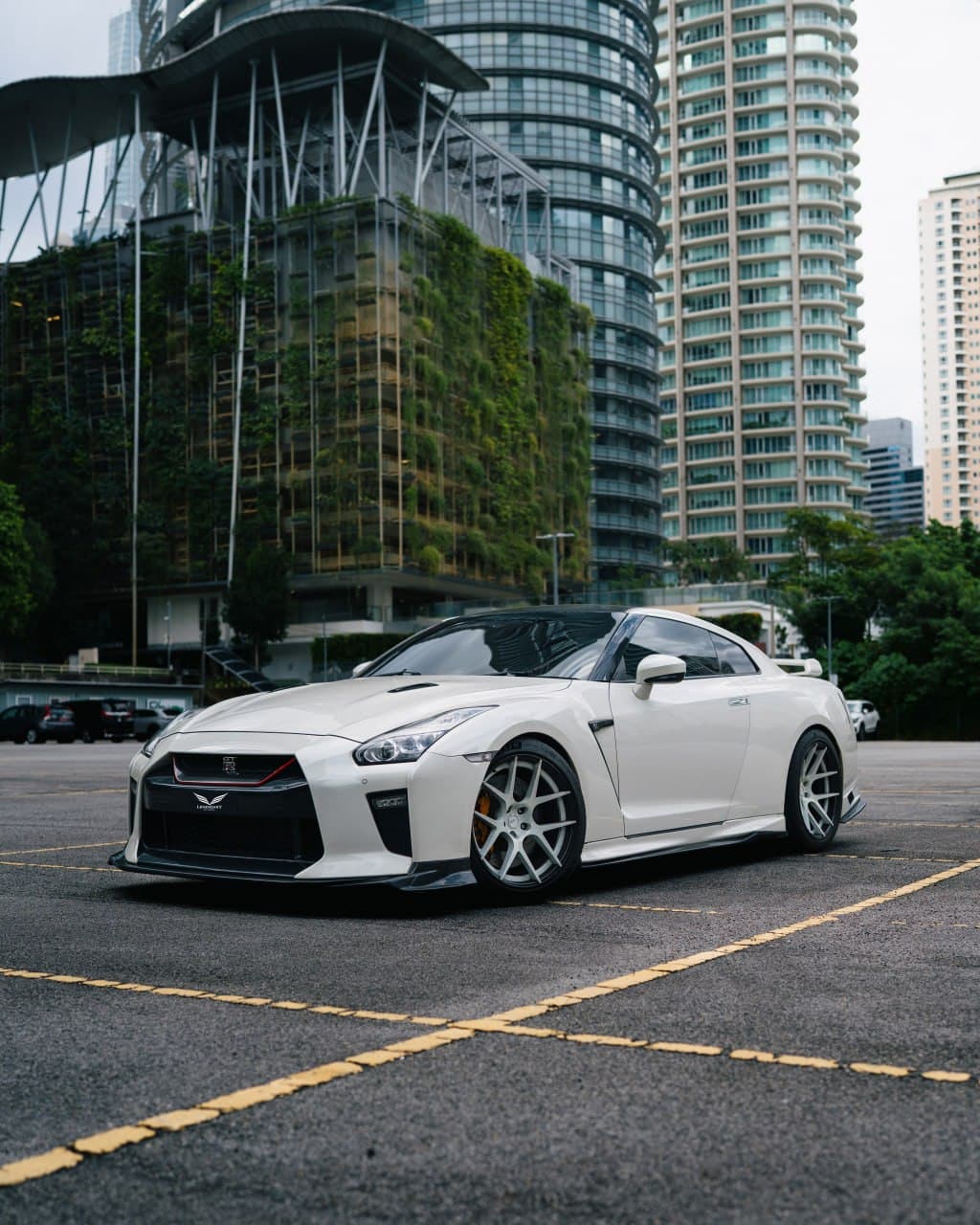 2022 Nissan GT-R R35 available for supercar hire in Kuala Lumpur — 3.8L Twin-Turbo V6, 565 bhp
